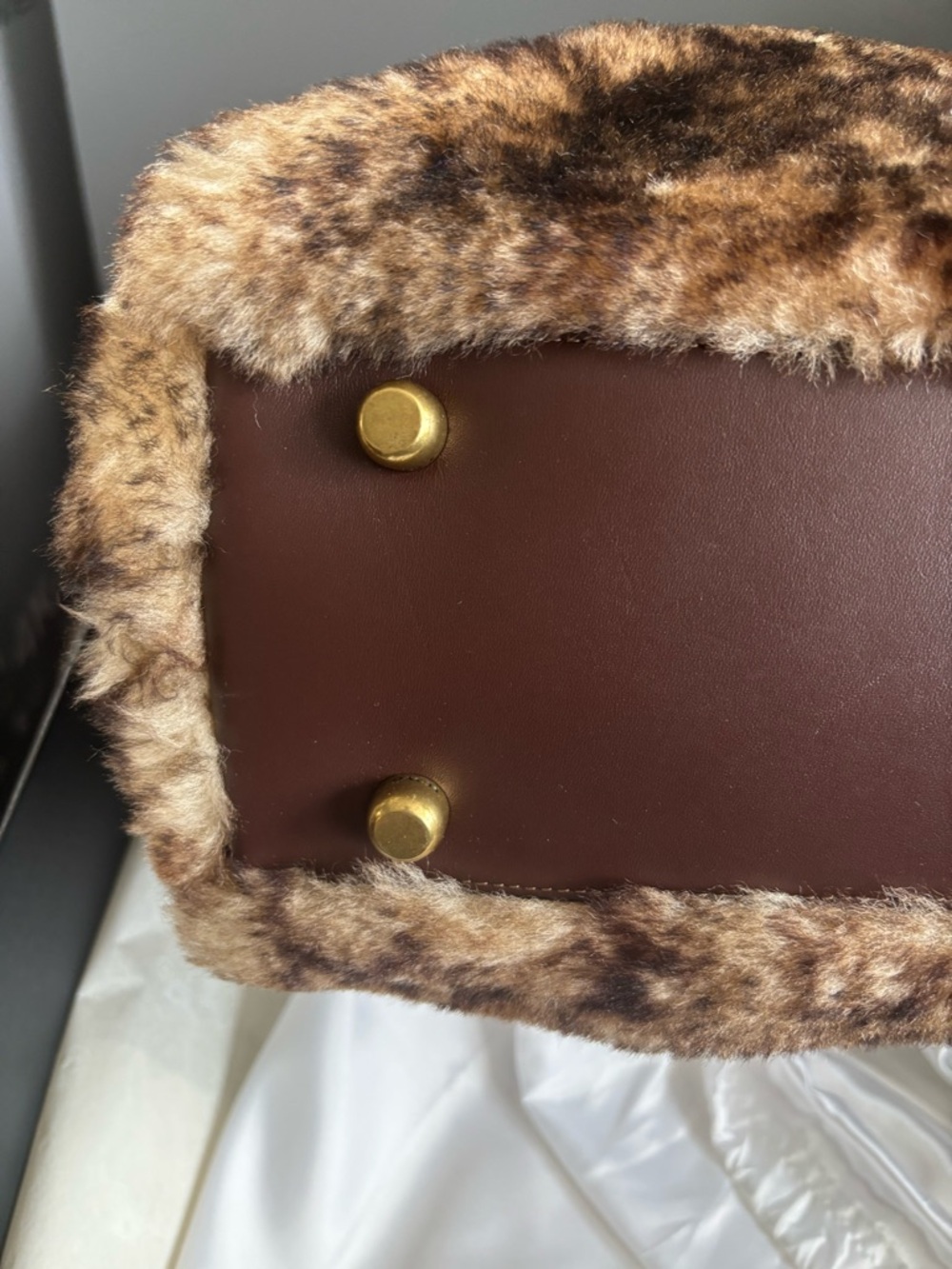 Coach Rogue Tote in Signature Shearling - Picture 6 of 15